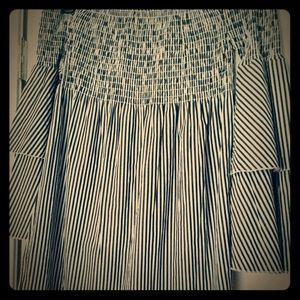 Romeo & Juliet Couture  dress w/ vintage sleeves